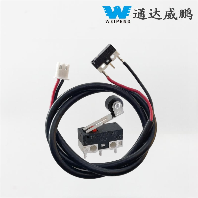 Micro comutator durabil cu fixare prin presare și urechi de lipit