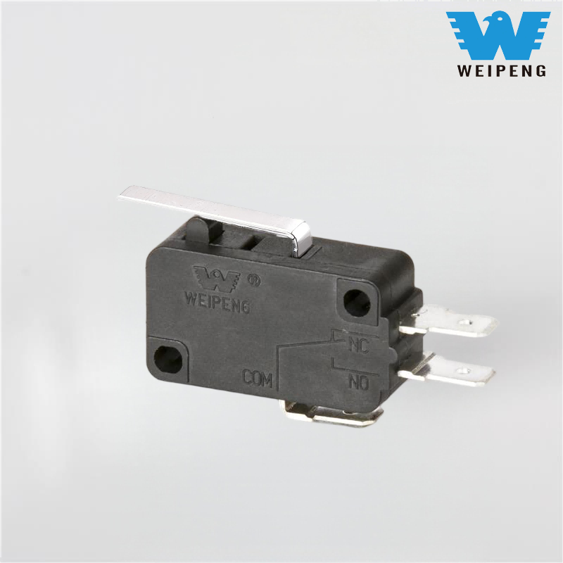 Microcomutator de duză pentru pompa de combustibil cu trei picioare pentru curent ridicat