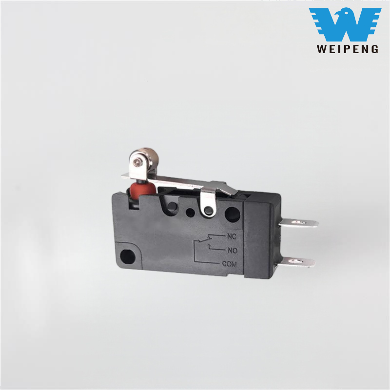 Microcomutator impermeabil, cu rolă normal deschisă